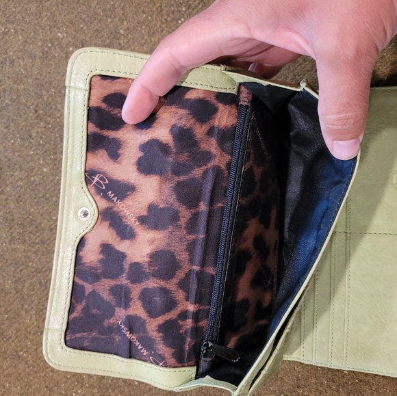B. MAKOWSKY Vintage Green Leather tri-fold Wallet leopard lining - Picture 7 of 9